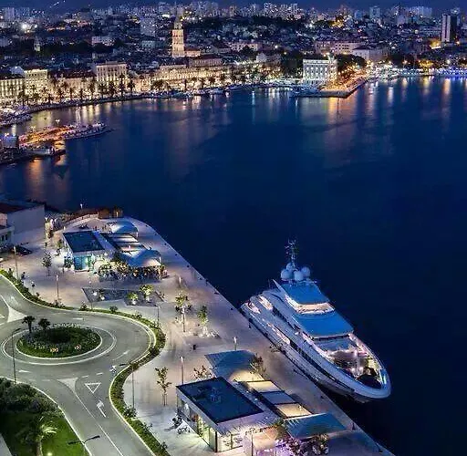 Lägenhet Angelo Center Of Split